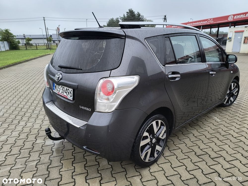 Toyota Verso - 5