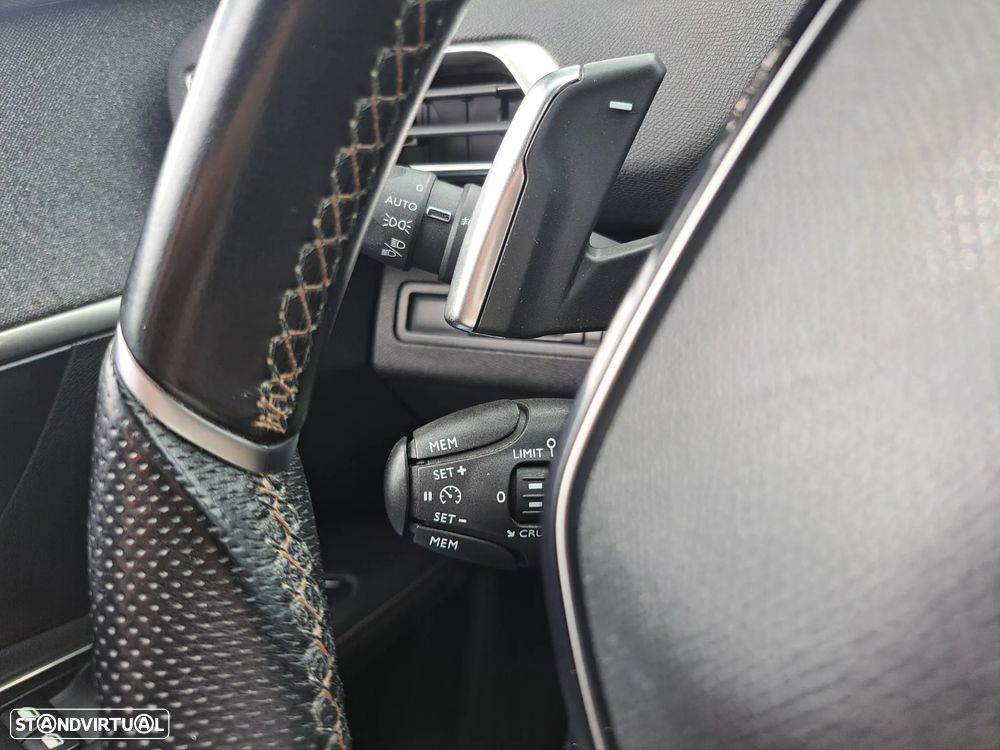 Peugeot 3008 1.5 BlueHDi GT Line EAT8 - 17