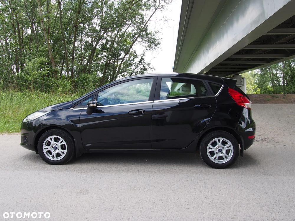 Ford Fiesta 1.0 EcoBoost STart-Stop Titanium - 5