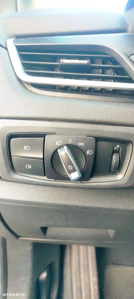 BMW Seria 2 218d Sport-Aut Luxury Line - 25