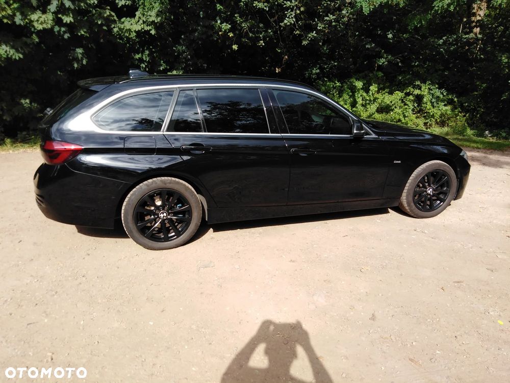 BMW Seria 3 318d Sport Line - 7