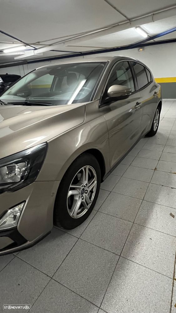 Ford Focus 1.0 EcoBoost Business Aut. - 20