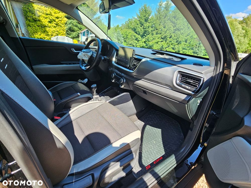 Kia Stonic 1.0 T-GDI L Business Line - 21
