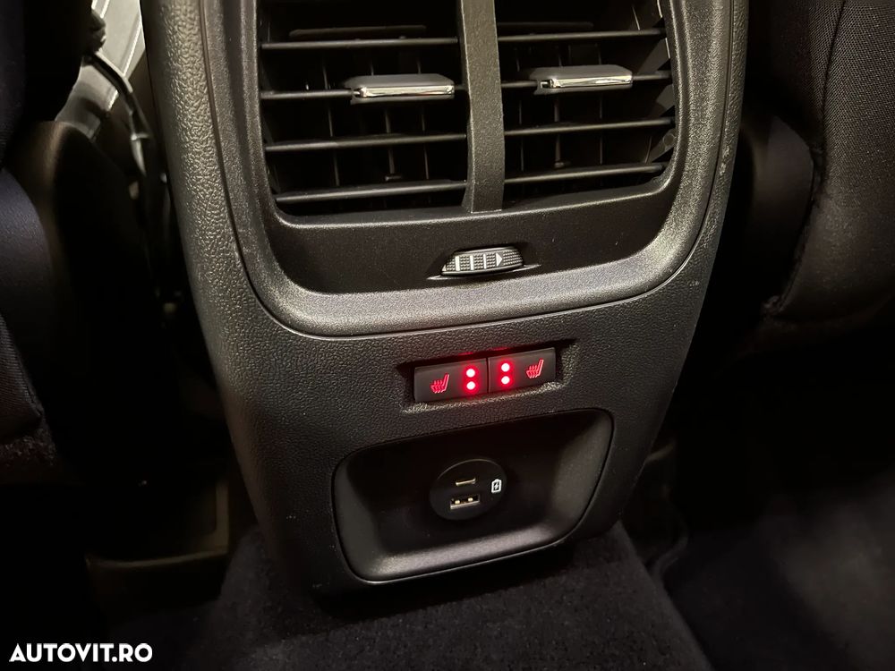 Ford Kuga 1.5 EcoBoost TITANIUM - 23