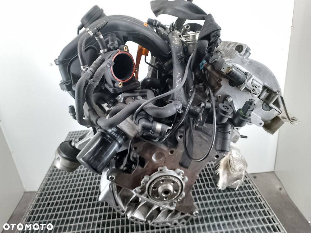 SILNIK VW PASSAT B5 APT 1.8 20V - 4