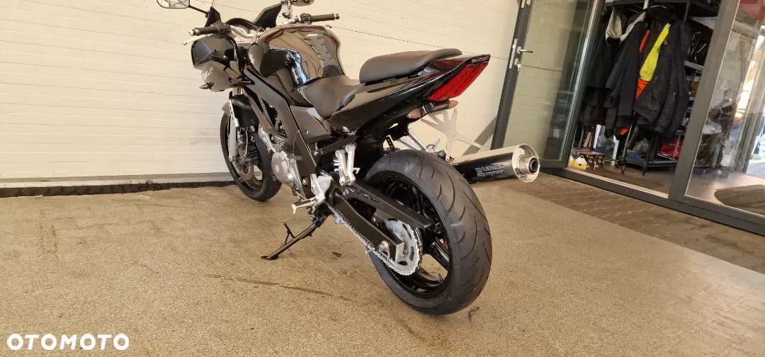 Suzuki SV - 19