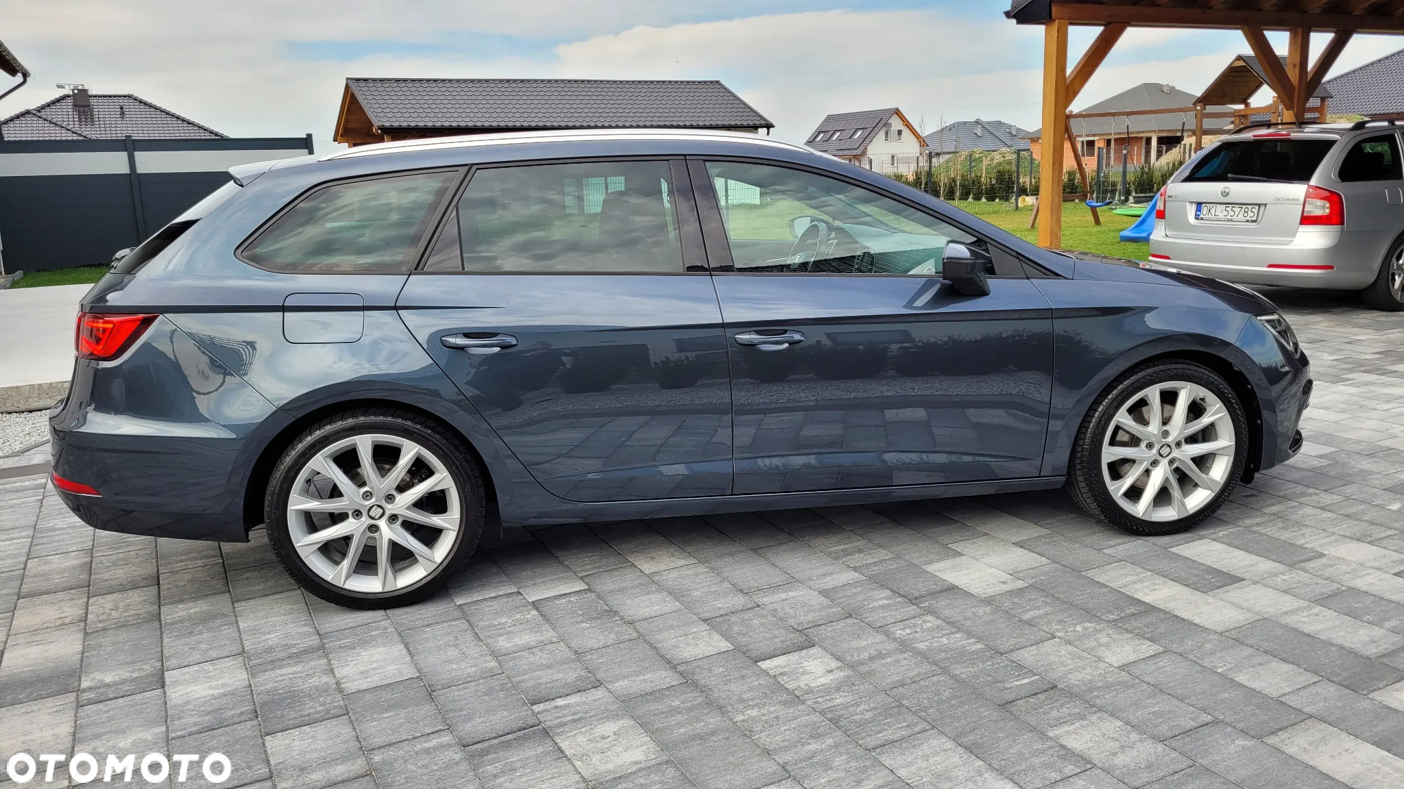 Seat Leon Sportstourer 2.0 TSI OPF DSG FR - 9