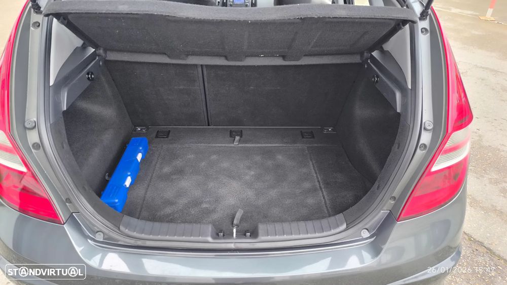 Hyundai i30 1.4 CVVT Blue Comfort - 46