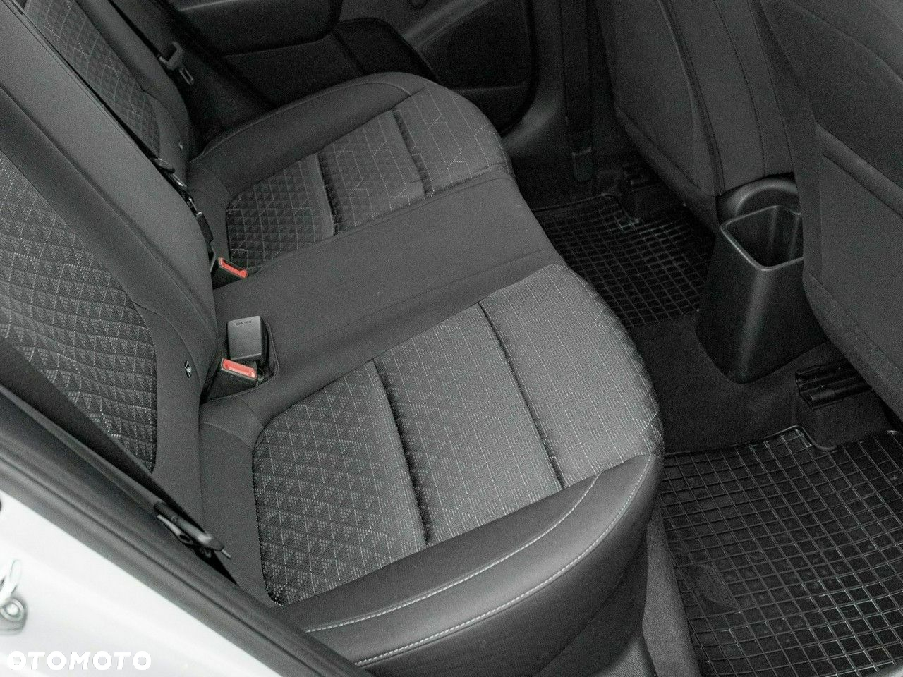 Kia Rio 1.2 M - 29