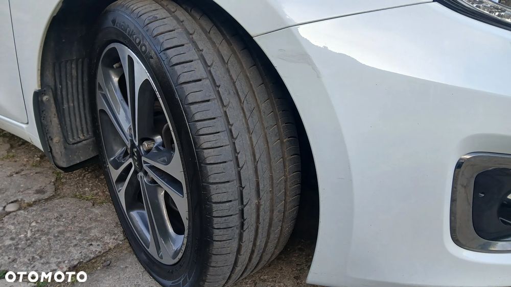 Kia Ceed 1.6 CRDi L Business Line - 10