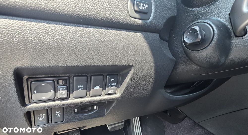 Infiniti QX70 3.0d S - 7