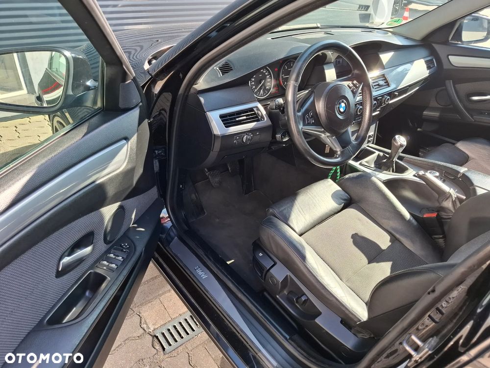 BMW Seria 5 520d Edition Exclusive - 9