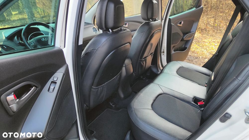 Hyundai ix35 blue 1.6 2WD Finale Gold - 21