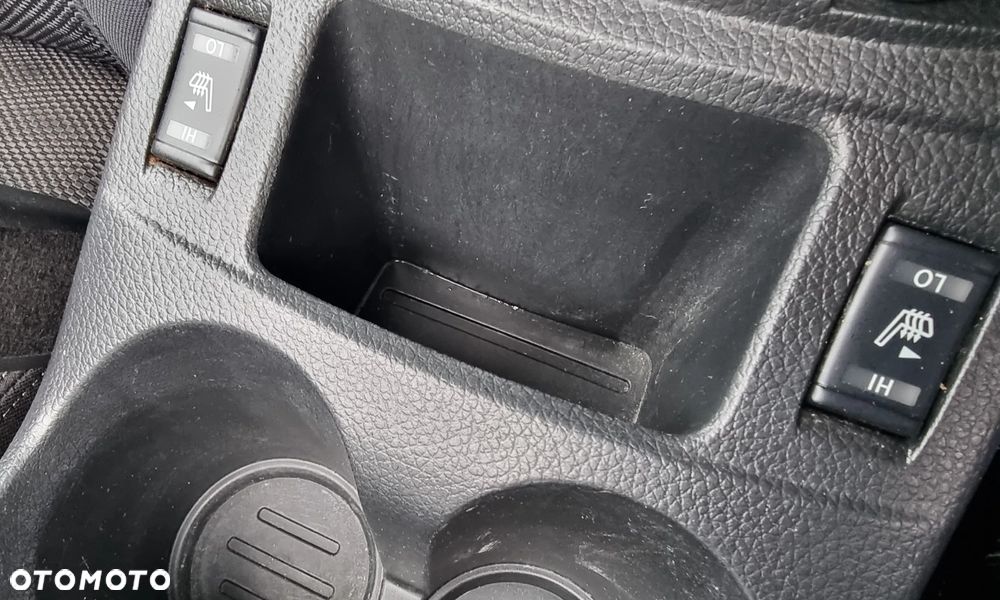 Nissan Qashqai 1.6 dCi Xtronic TEKNA+ - 20