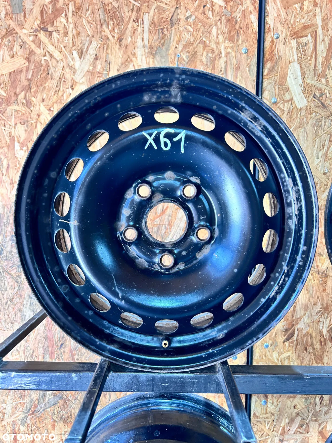 4 FELGI STAL. VW GOLF 5 , 6 , TOURAN , CADDY , SKODA OCTAVIA 2 , SEAT LEON 2 , GOLF PLUS  15'' 6J  ET47 - 2