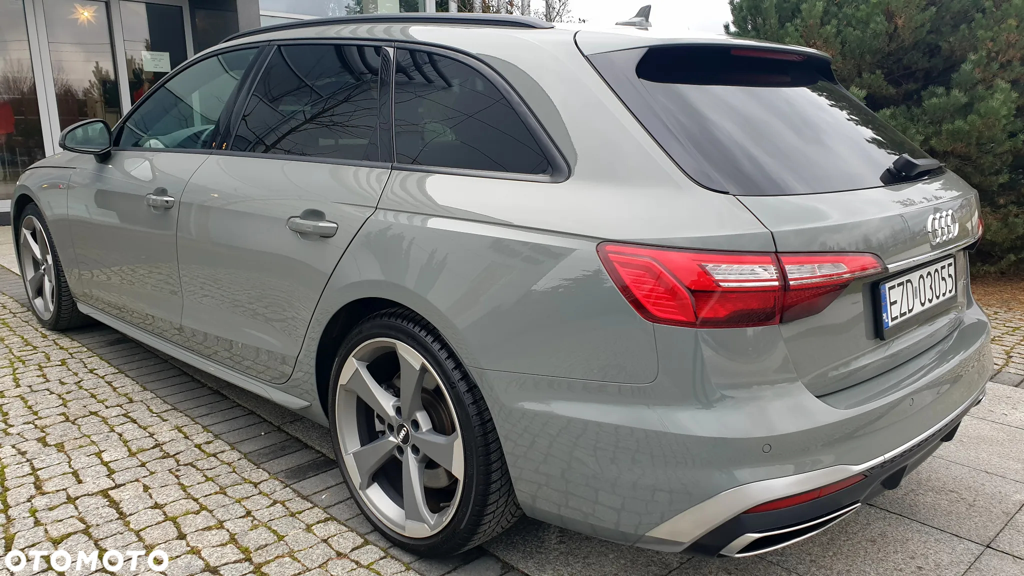 Audi A4 Avant 45 TDI quattro tiptronic S line - 12