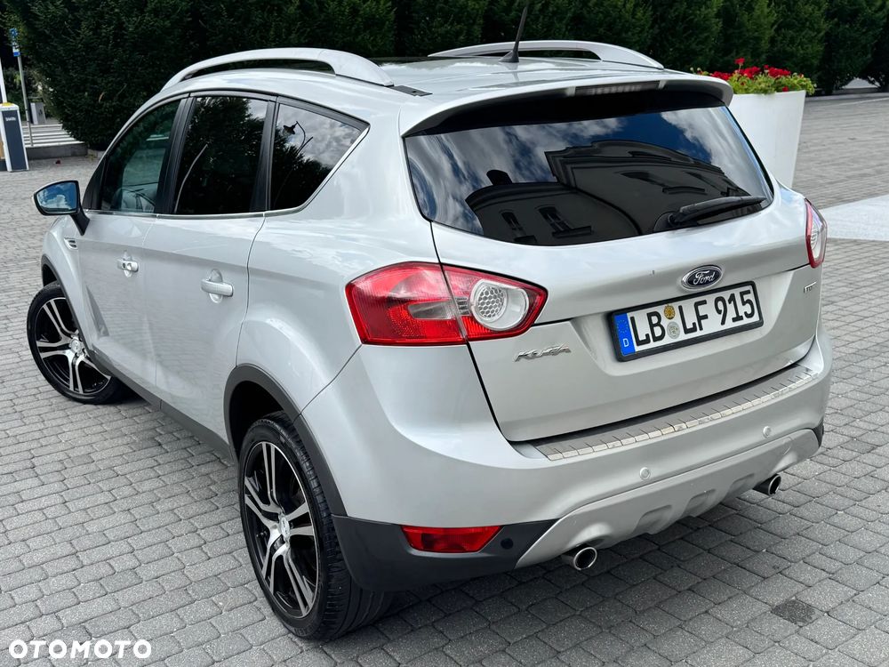 Ford Kuga 2.0 TDCi 4x4 Titanium - 27