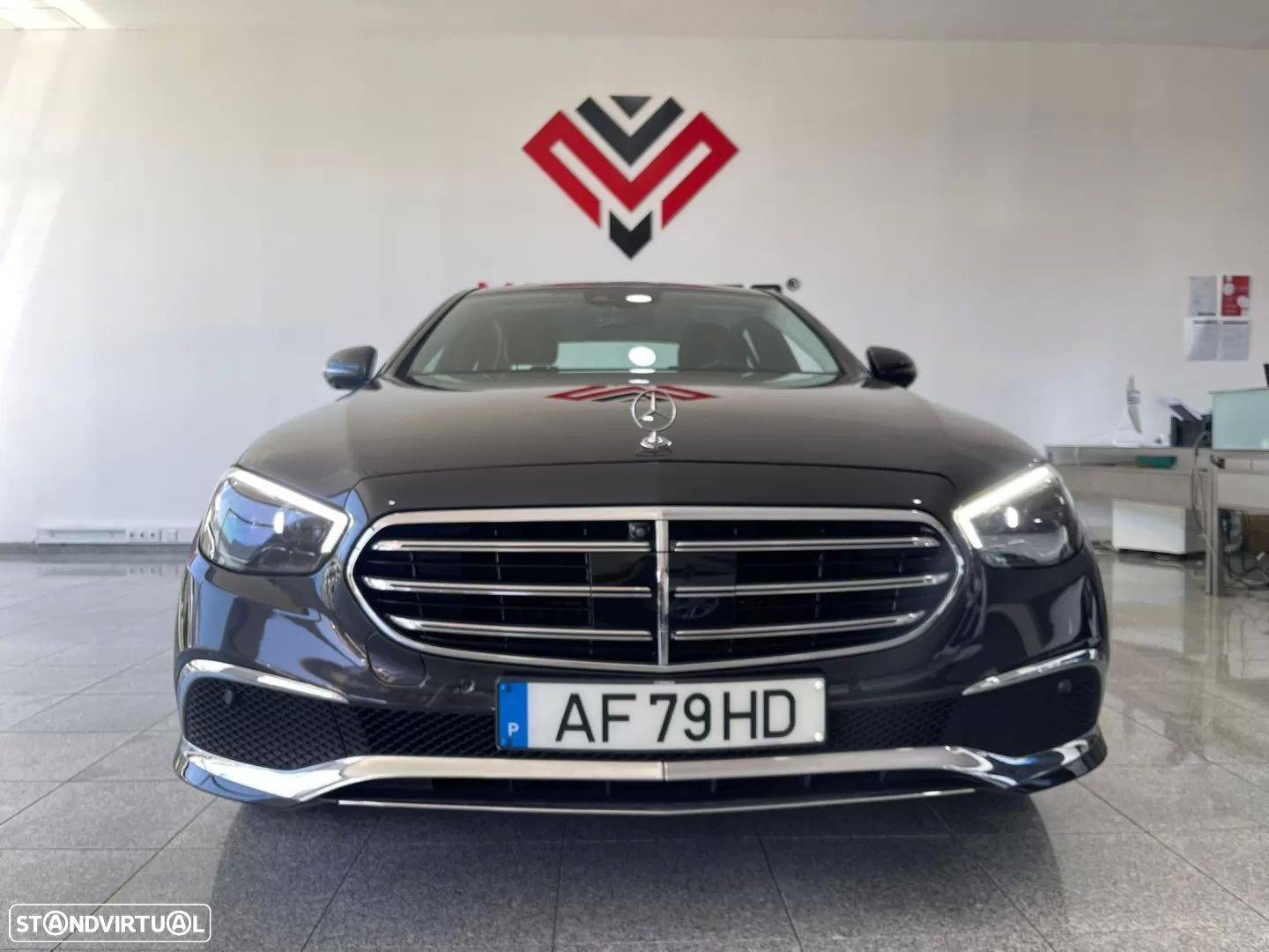 Mercedes-Benz E 300 de AMG Line - 16