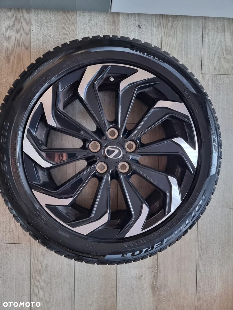 LEXUS UX ORYGINALNE Jeden sezon jeżdżone RUN FLAT - 9