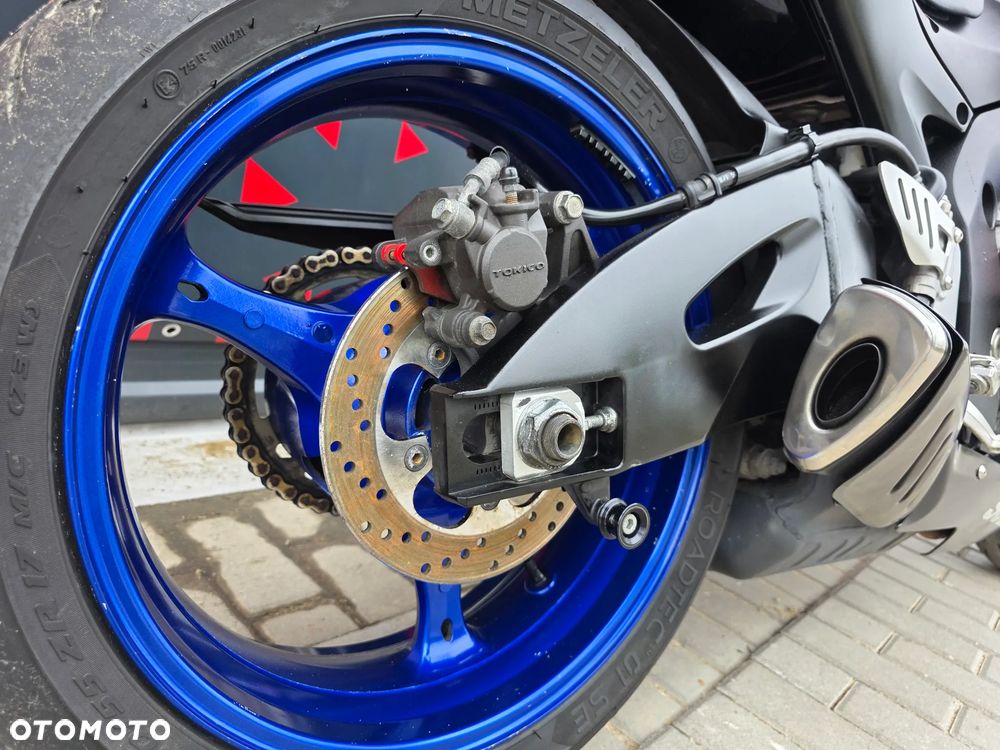 Suzuki GSX-R - 20