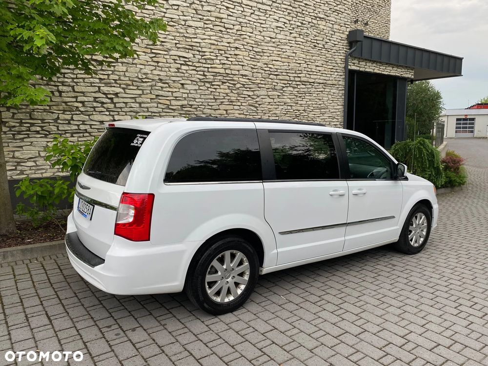 Chrysler Town & Country 3.6 Touring - 9