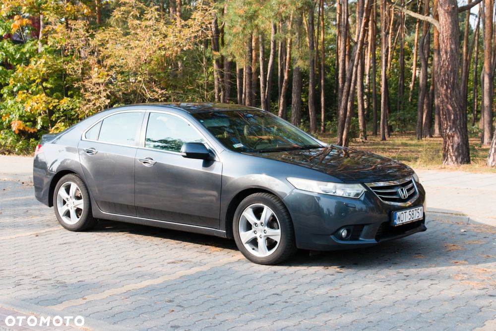 Honda Accord 2.0 Lifestyle - 9