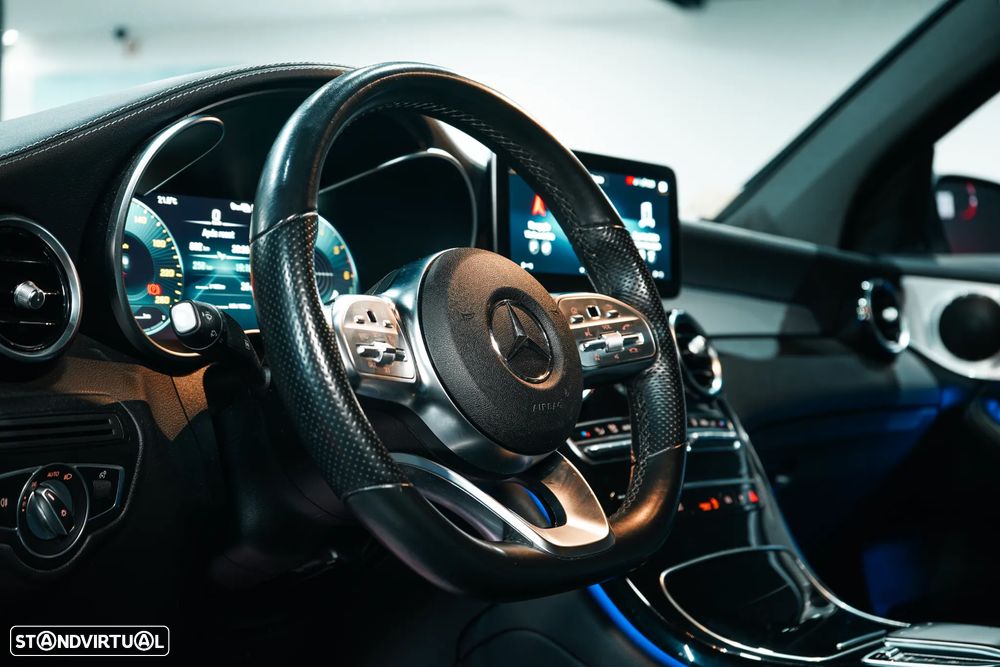 Mercedes-Benz GLC 300 de Coupe 4Matic 9G-TRONIC AMG Line Plus - 9