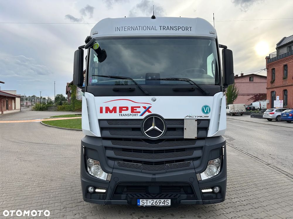 Mercedes-Benz ACTROS MP4 1842 - 5