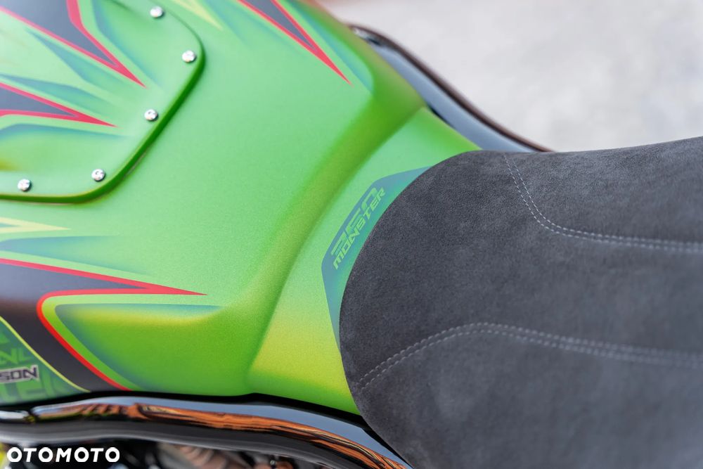 Harley-Davidson V-Rod Muscle - 23