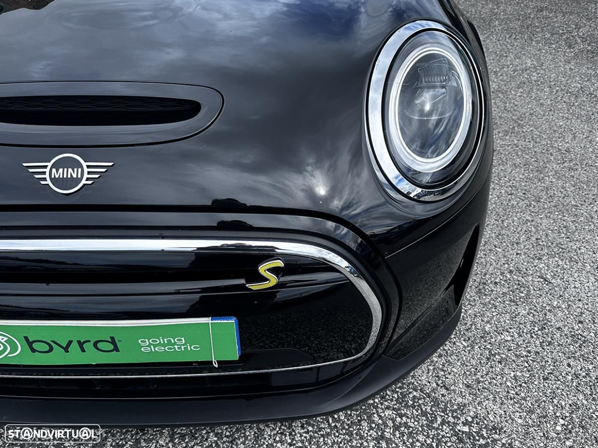 MINI 3 Portas Cooper SE Essential - 4