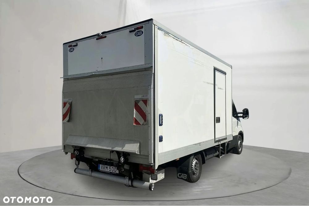 Iveco DAILY 35 3,0 CNG - 18
