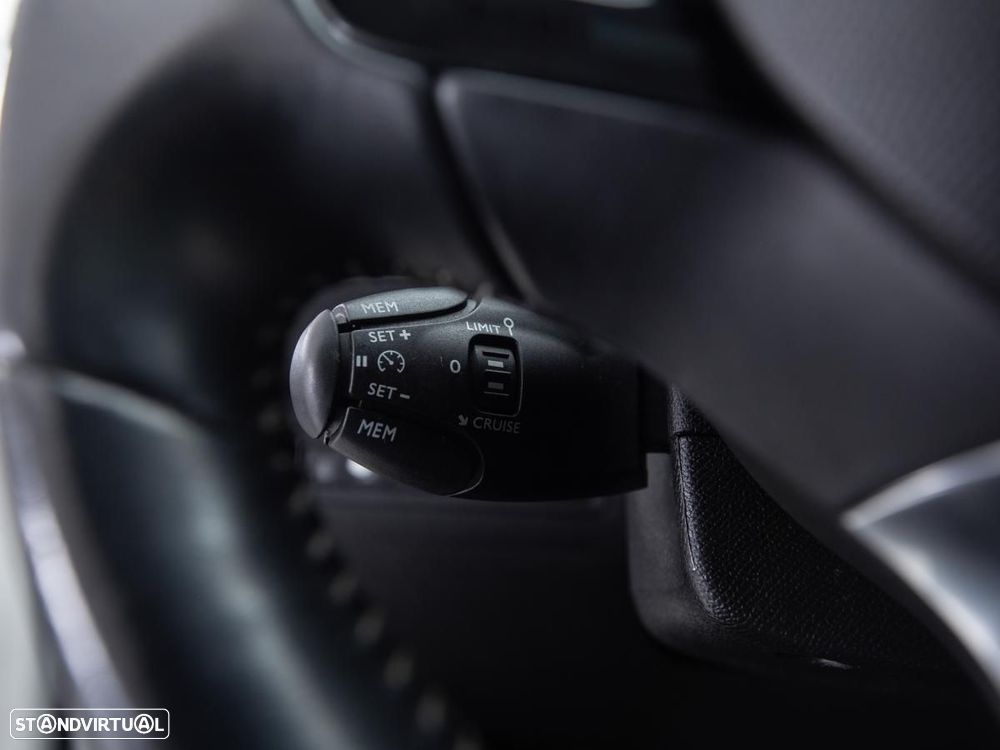 Peugeot 308 SW - 13