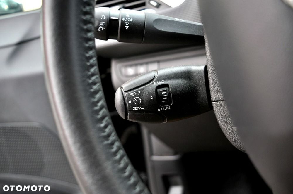 Peugeot 2008 PureTech 82 Style - 23