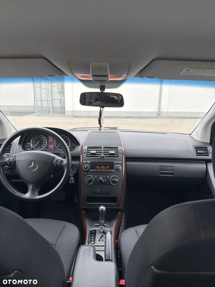 Mercedes-Benz Klasa A 170 Autotronic Elegance - 21
