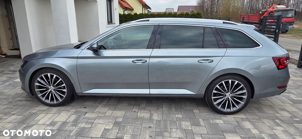 Skoda Superb 2.0 TDI 4x4 L&K DSG - 12