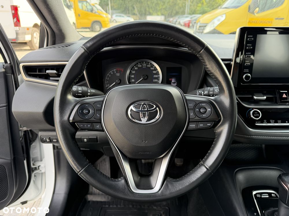 Toyota Corolla 1.8 Hybrid Comfort - 24