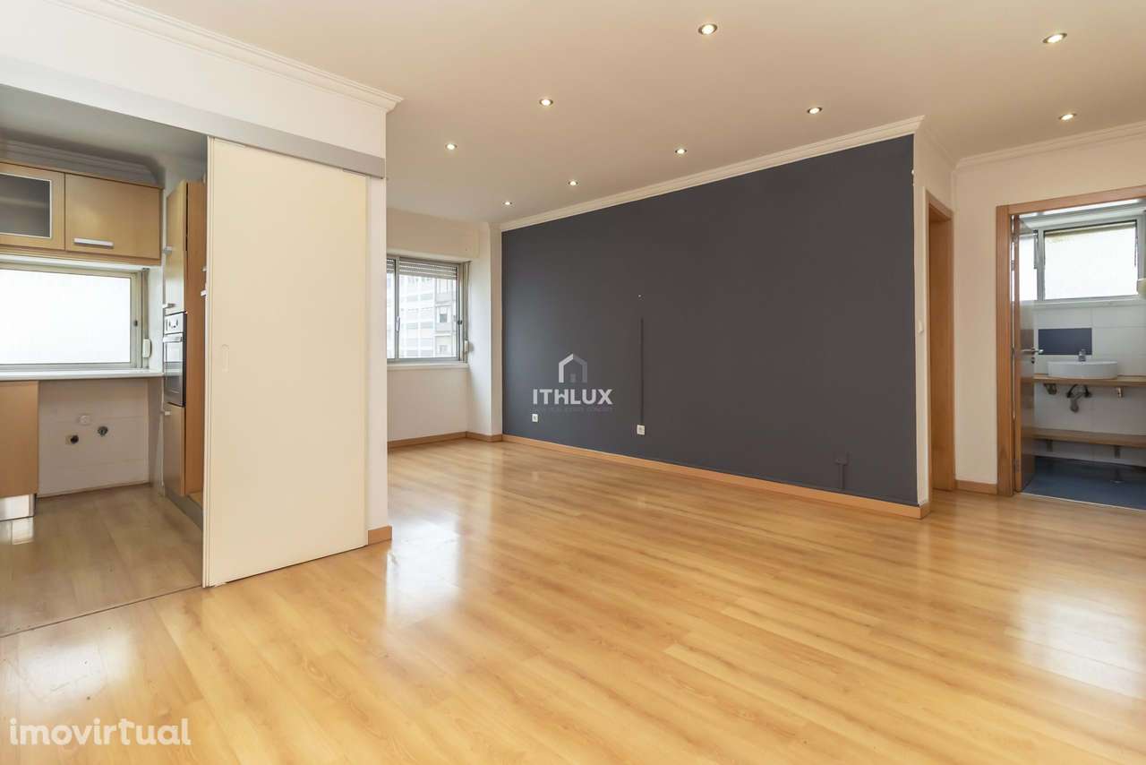 T2 com elevador junto à Misericórdia - Grande imagem: 2/32