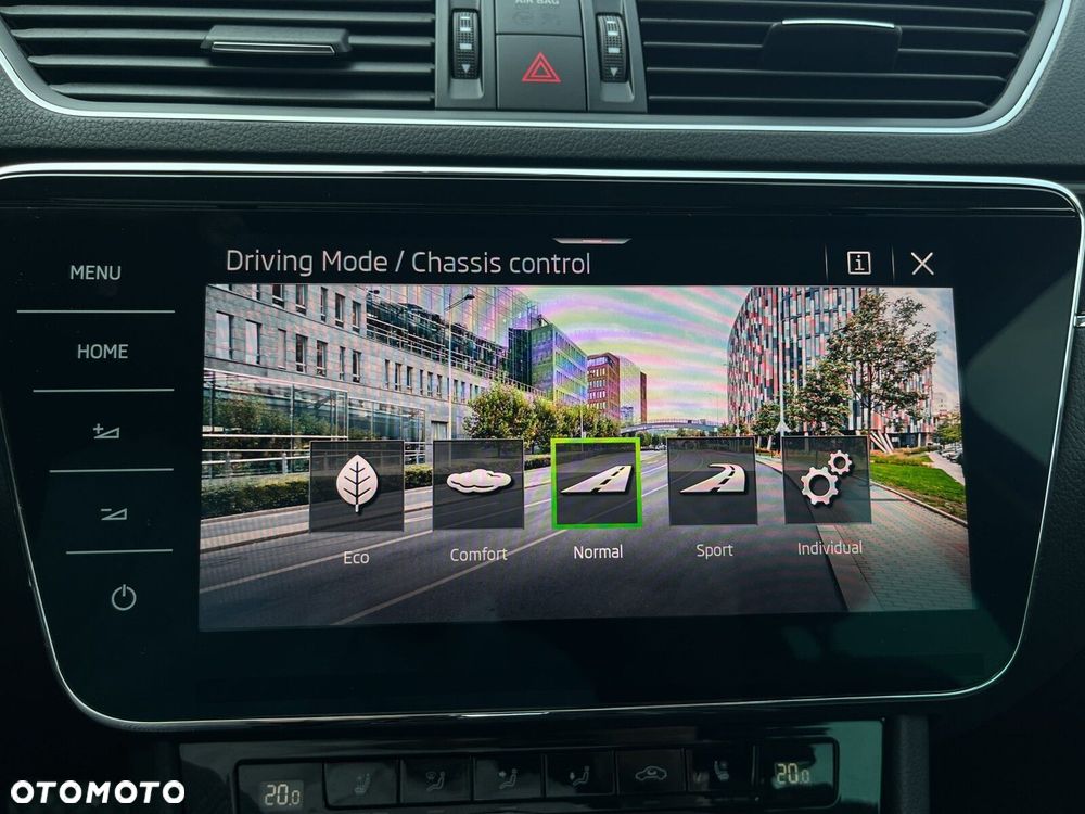 Skoda Superb 2.0 TDI SCR L&K DSG - 26