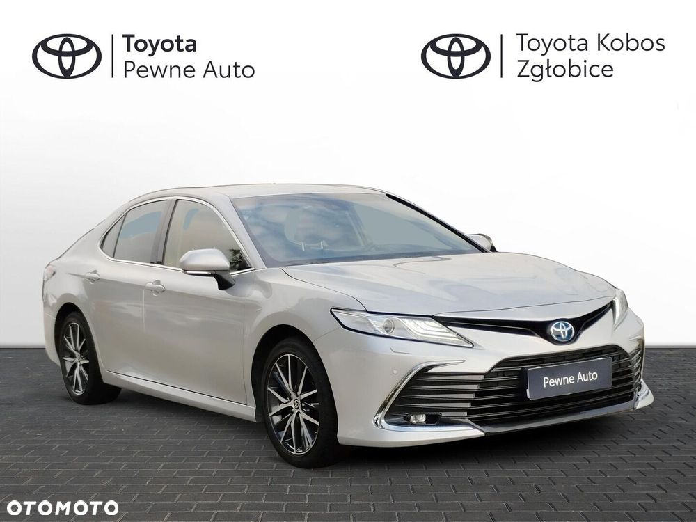Toyota Camry 2.5 Hybrid Executive CVT - 2
