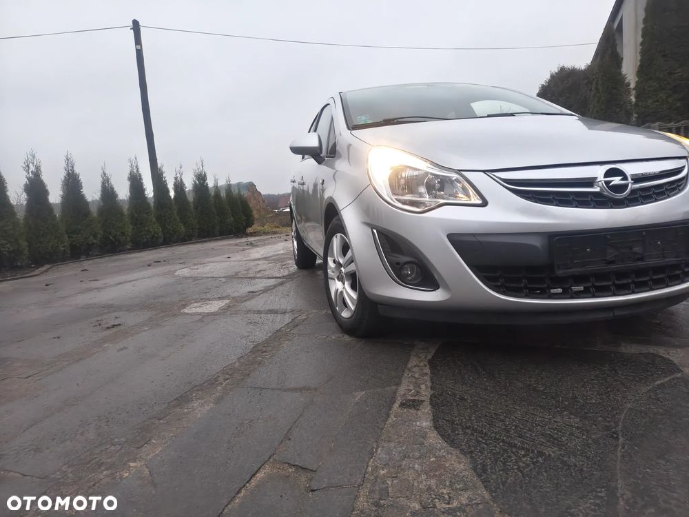 Opel Corsa 1.4 16V Satellite - 13