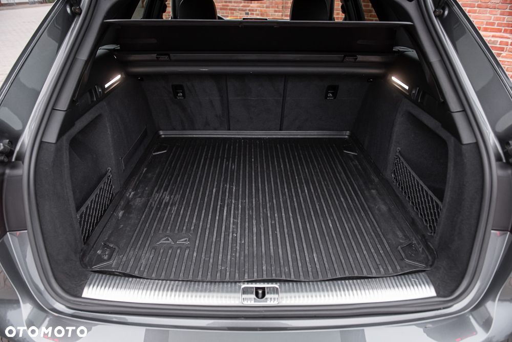 Audi A4 Avant 2.0 TDI ultra S tronic design - 33