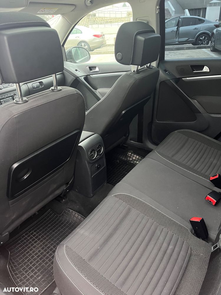 Volkswagen Tiguan 2.0 TDI DPF 4Motion BlueMotion Technology Cup Sport & Style - 11
