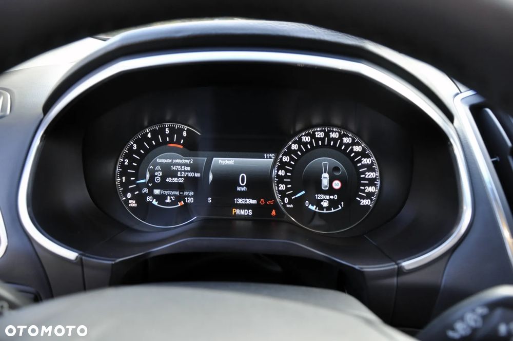 Ford Edge 2.0 TDCi Bi-Turbo 4x4 ST-LINE - 32