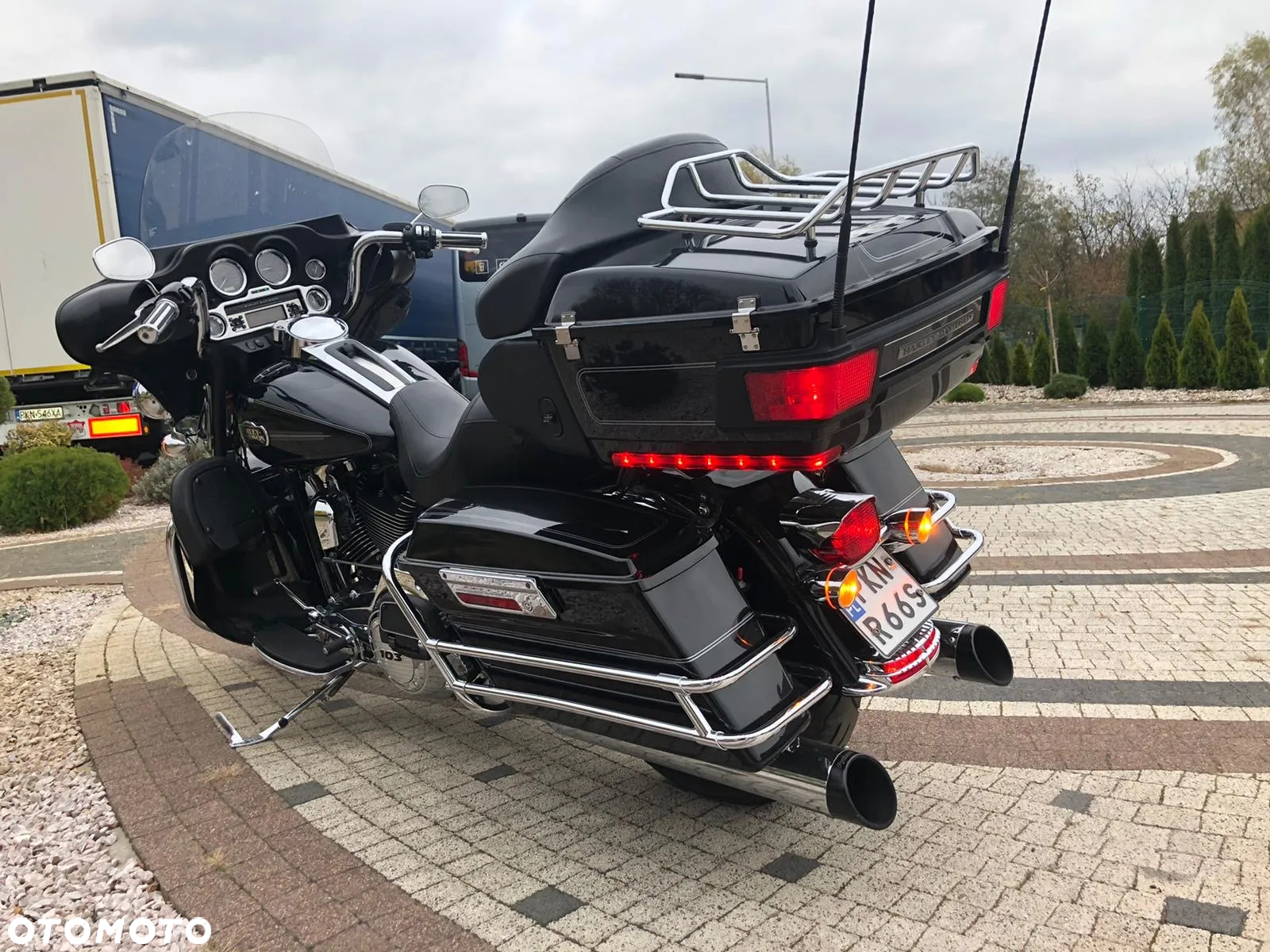Harley-Davidson FLHTCU Ultra - 6