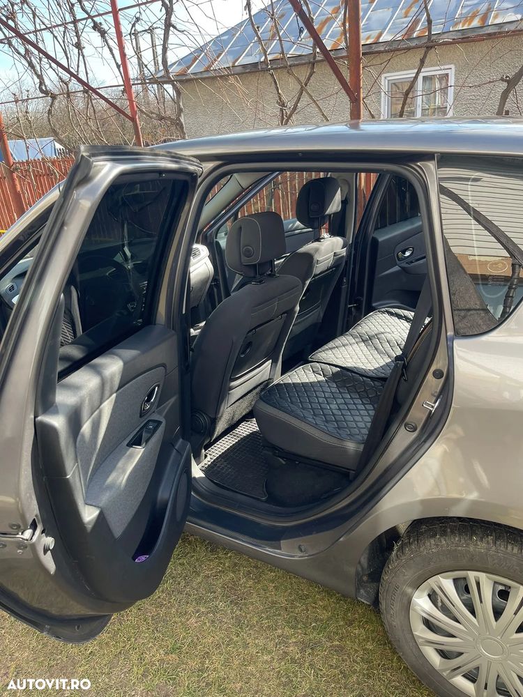 Renault Scenic - 8