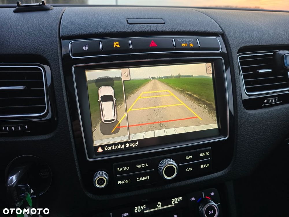 Volkswagen Touareg 3.0 V6 TDI SCR Blue Motion DPF Automatik Exclusive - 18