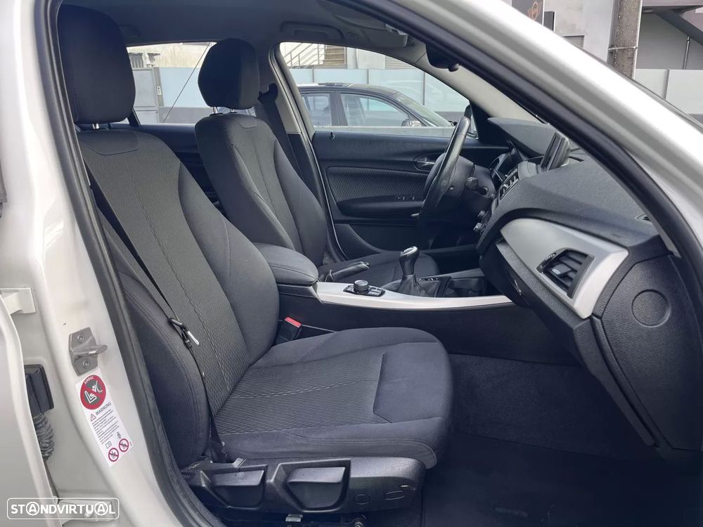 BMW 116 d Sport Line - 51