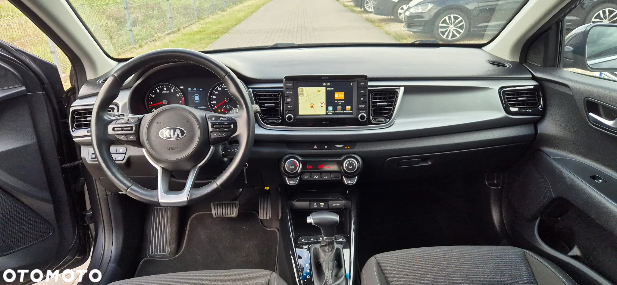 Kia Rio 1.4 L - 19