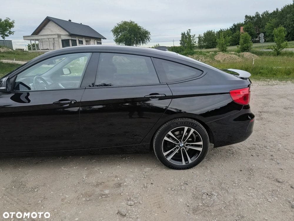 BMW 3GT 320i GPF Sport Line - 6