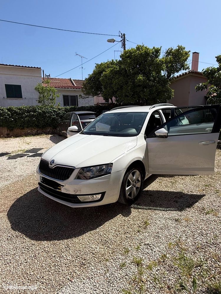 Skoda Octavia Break 1.6 TDi Ambition - 13